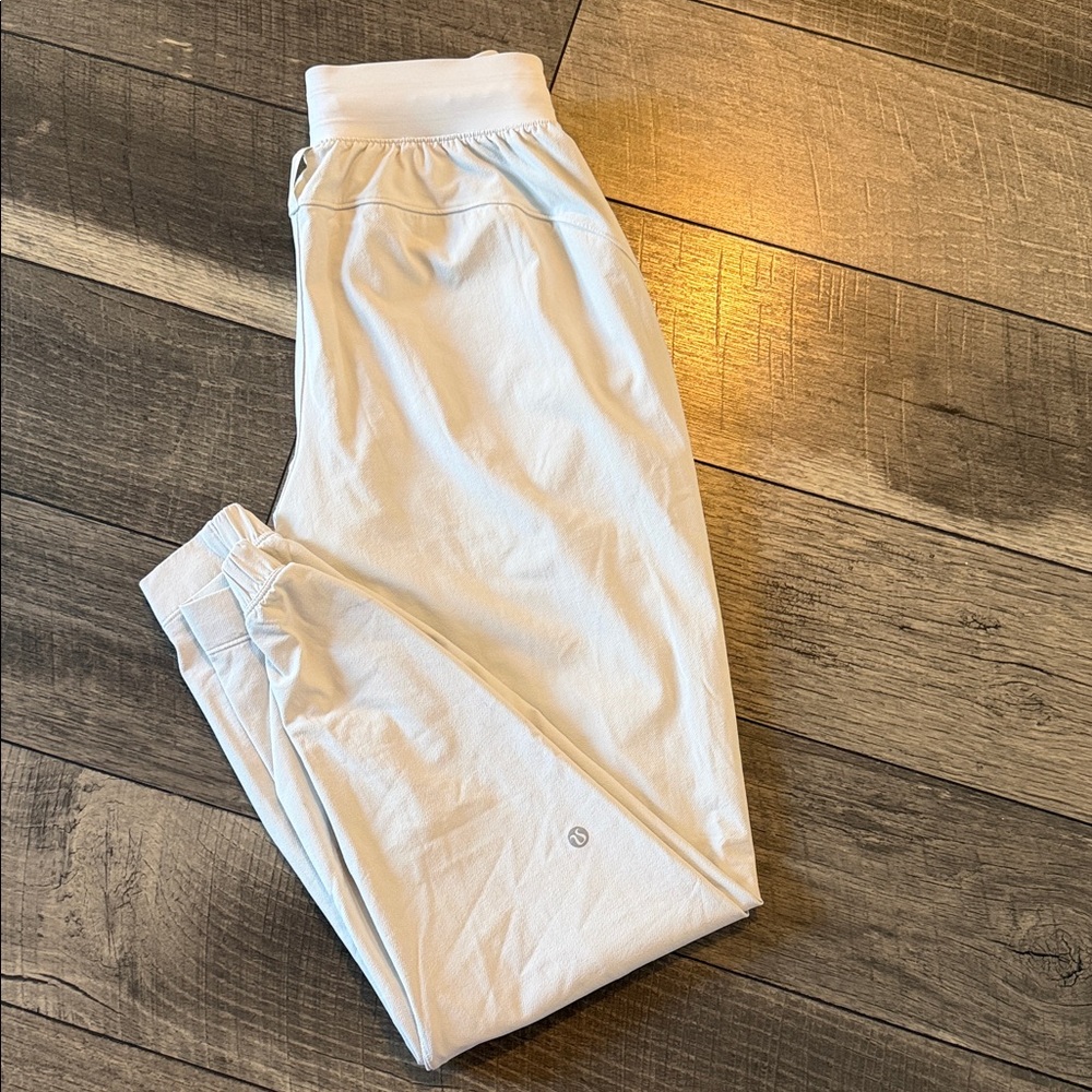 lululemon athletica Light Cream Leggings